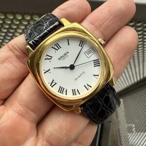 Vintage Gruen Swiss Made Quartz Wrist Watch Men’s Cushion Pillow Case Gold Plate
